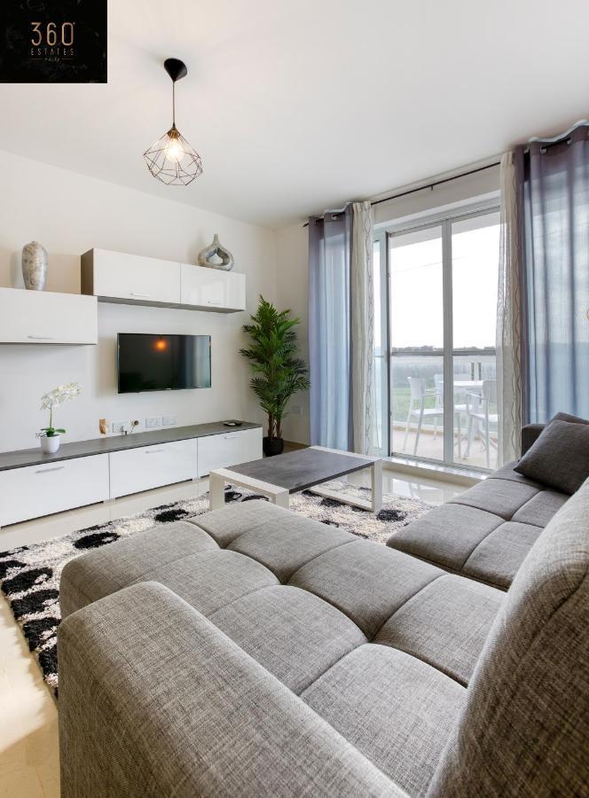 Stunning 3Br W/Country View Apartment In M'Scalak By 360 Estates Marsaskala Exterior foto